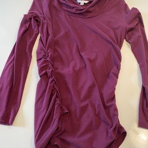 Women’s CAbi long sleeve purple (?Merlot) top w/ shirred sides in comfy cotton.